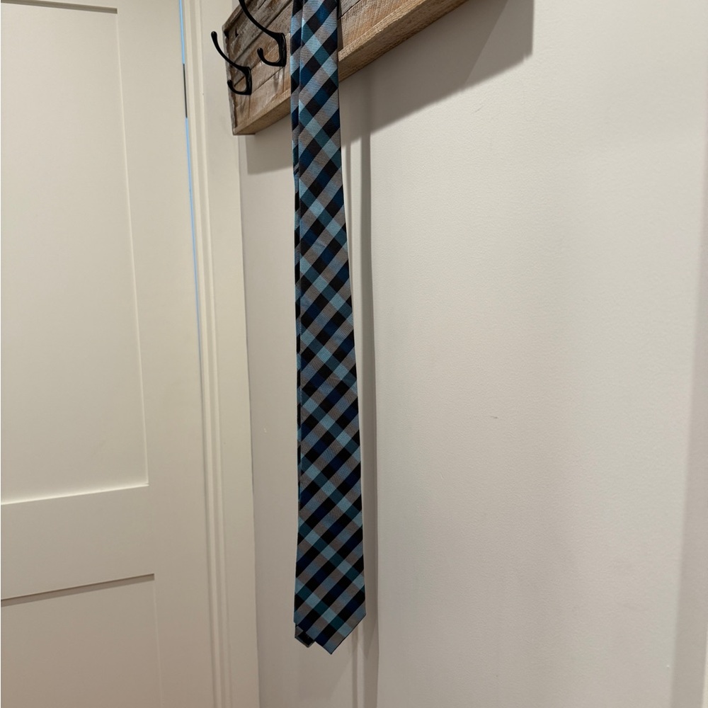 Express Blue and Black Striped Tie Elegant Accessories